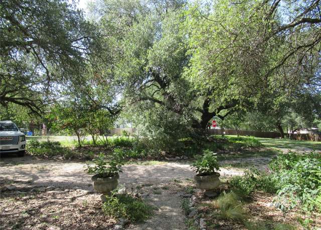Property at 17801 Lafayette Park Rd, Jonestown, TX 78645