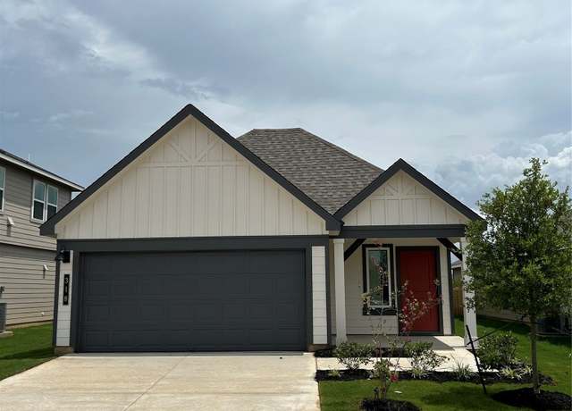 Property at 318 Randall Pl, Rockdale, TX 76567, 3 beds, 2 baths