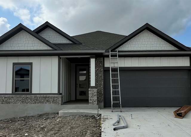 Property at 240 Little Green Trl, Jarrell, TX 76537, 3 beds, 2 baths