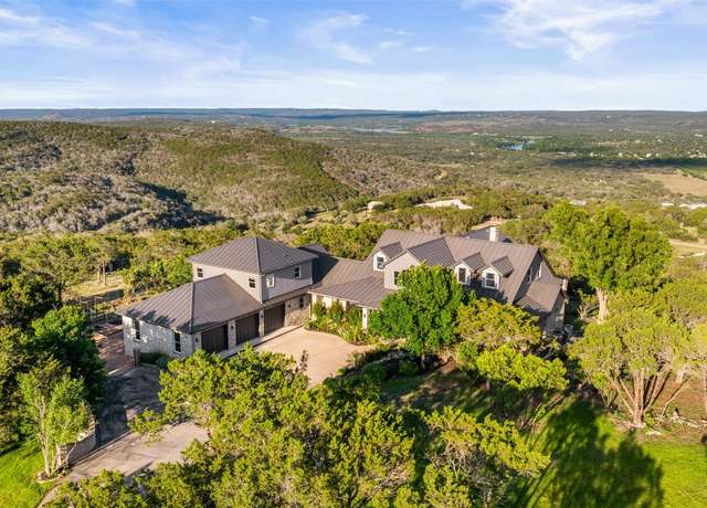 Property at 1071 Escalar Dr, Buchanan Dam, TX 78609, 4 beds, 4.5 baths
