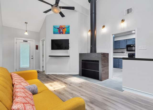 Property at 2612 San Pedro St #209, Austin, TX 78705, 3 beds, 2 baths