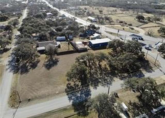 Property at 104 N Avenue St N, Johnson City, TX 78636