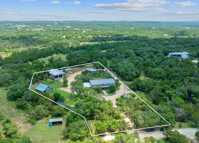 Property at 150 Darter Ln, Dripping Springs, TX 78620, 6 beds, 3.5 baths