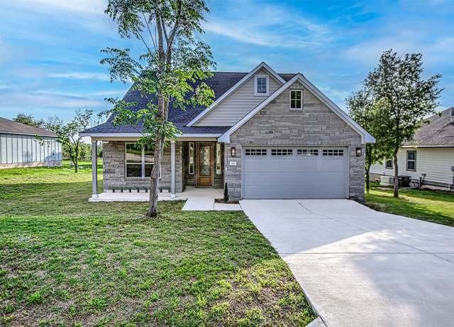 Property at 162 Puu Waa Waa Ln, Bastrop, TX 78602, 3 beds, 2 baths