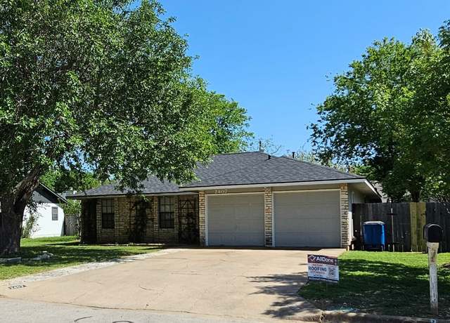 Property at 2407 Meadow Brook Dr, Round Rock, TX 78664, 4 beds, 2 baths