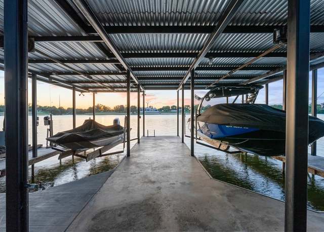 Property at 408 Front St, Marble Falls, TX 78654, 2 beds, 2.5 baths