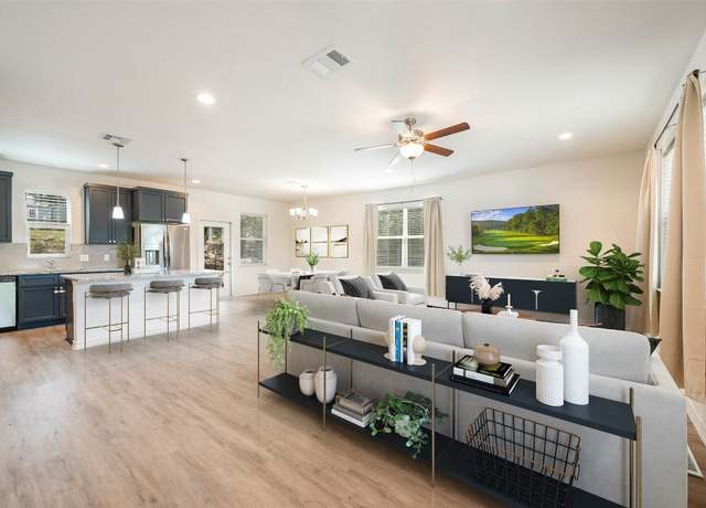Property at 1130 Twin Deer Ln, Canyon Lake, TX 78133, 2 beds, 2.5 baths