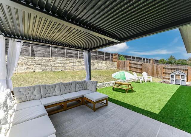 Property at 6221 Llano Stage Trl, Austin, TX 78738, 3 beds, 2 baths