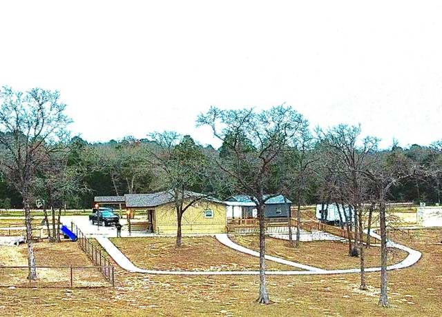 Property at 660 S Highway 95 Hwy, Elgin, TX 78621, 3 beds, 2 baths