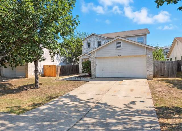 Property at 13024 Lofton Cliff Dr, Del Valle, TX 78617, 3 beds, 2.5 baths