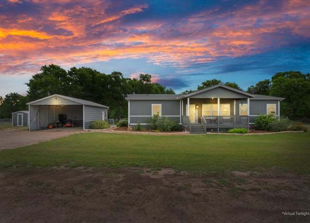 Property at 137 Hurst Place Blvd, Lampasas, TX 76550, 3 beds, 2 baths