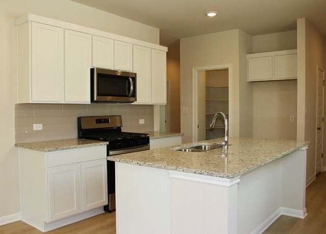 Property at 236 Hidalgo Ln, Elgin, TX 78621, 3 beds, 2 baths