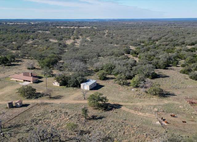 Property at 2334 Cr 105, Lampasas, TX 76550, 6 beds, 3.5 baths