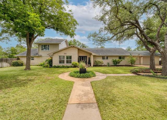 Property at 506 Nixon St, Lockhart, TX 78644, 5 beds, 3.5 baths