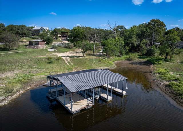Property at 115 Vicinity Trl, Spicewood, TX 78669, 1 bed, 2 baths