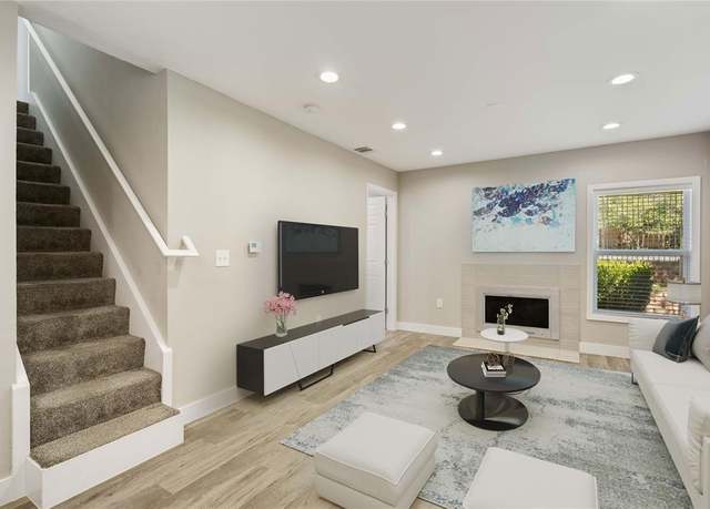 Property at 935 La Posada Dr #158, Austin, TX 78752, 2 beds, 2 baths