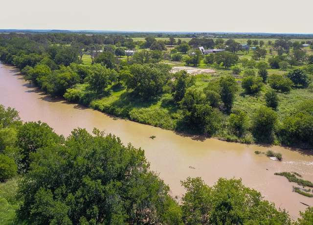 Property at 410 County Road 433 Rd, Mullin, TX 76864, 2 beds, 1 bath
