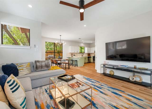 Property at 4124 Valley View Rd Unit 3A, Austin, TX 78704, 2 beds, 2.5 baths