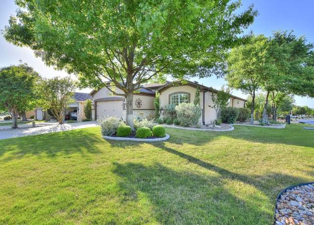 Property at 802 Apache Mountain Ln, Georgetown, TX 78633, 3 beds, 2 baths