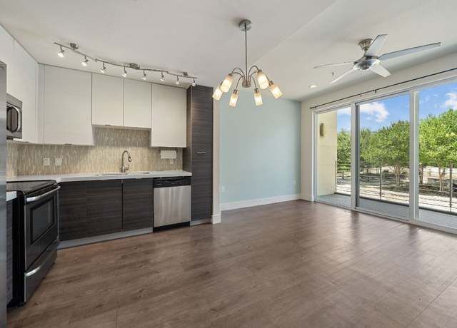 Property at 604 N Bluff Dr #214, Austin, TX 78745, 1 bed, 1.5 baths