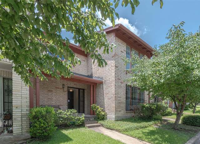 Property at 2008 Sandberg Dr, Austin, TX 78752, 3 beds, 2 baths