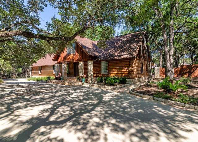 Property at 7 Brookside Dr, Wimberley, TX 78676, 3 beds, 3.5 baths