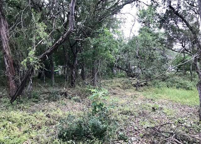 Property at 211 Ridgewood Dr, San Marcos, TX 78666