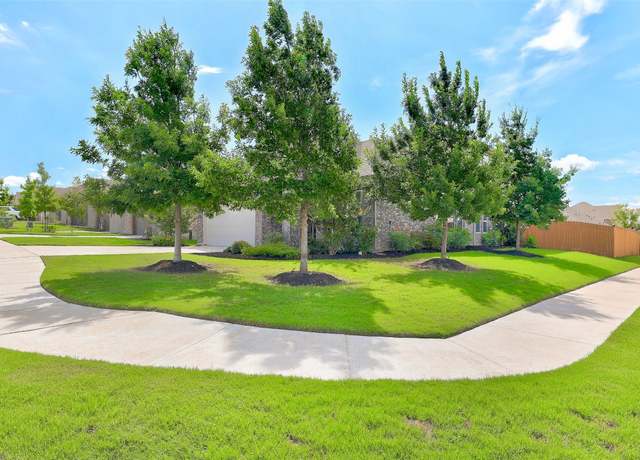 Property at 153 High Plains Dr, Georgetown, TX 78628, 3 beds, 2.5 baths