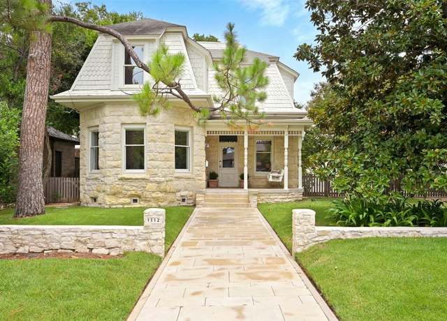 Property at 1112 W 10th St, Austin, TX 78703, 3 beds, 2.5 baths
