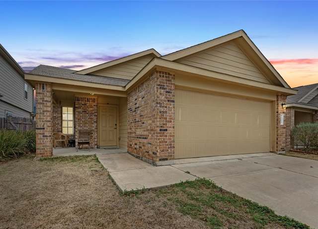 Property at 7012 Razors Edge Dr, Austin, TX 78744, 3 beds, 2 baths