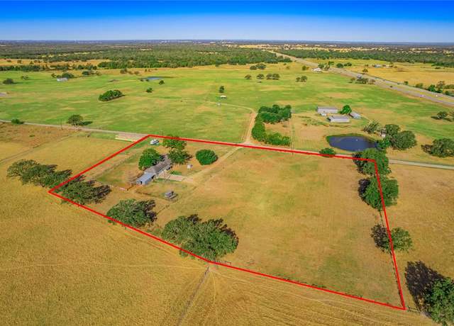 Property at 406 Blume Ln, Ledbetter, TX 78946, 4 beds, 3 baths