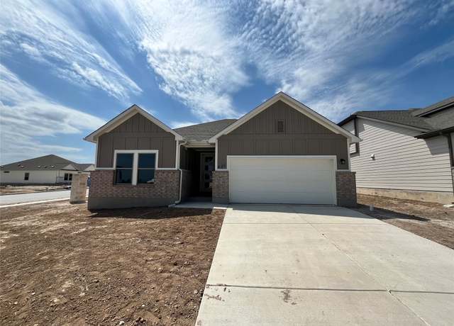 Property at 264 Little Green Trl, Jarrell, TX 76537, 3 beds, 2 baths