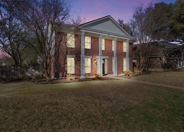 Property at 8423 Racine Trl, Austin, TX 78717, 3 beds, 2.5 baths