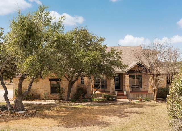 Property at 107 Hudson Ln, Dripping Springs, TX 78620, 5 beds, 3.5 baths