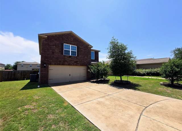 Property at 336 Farmer Ln, Jarrell, TX 76537, 3 beds, 2.5 baths