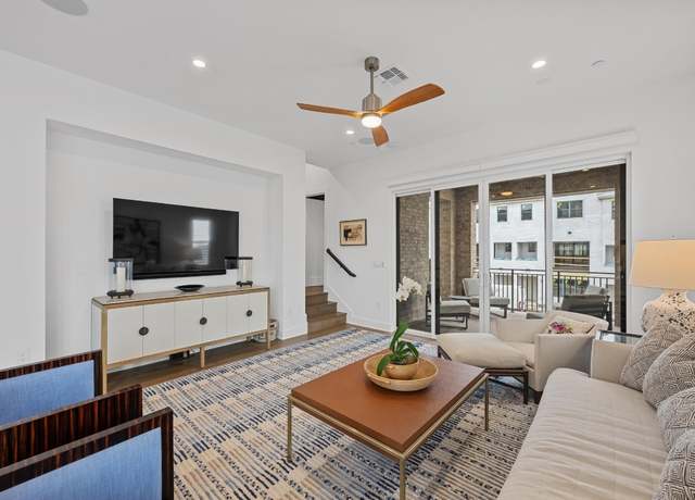Property at 4316 Authentic Dr, Austin, TX 78731, 4 beds, 5 baths