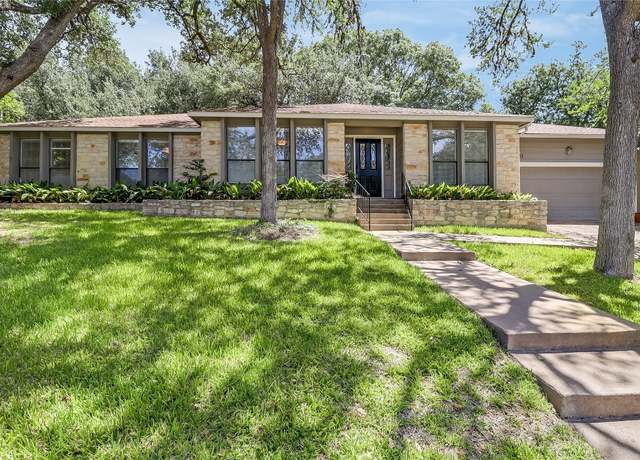 Property at 1302 Shannon Oaks Trl, Austin, TX 78746, 4 beds, 2.5 baths