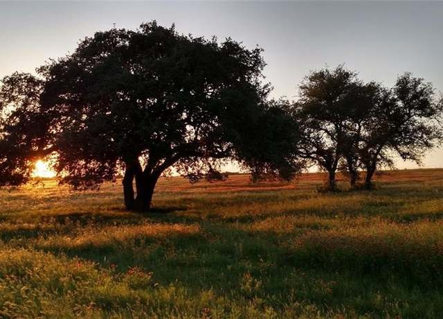 Property at 1087 Seawillow Rd, Lockhart, TX 78644, 3 beds, 2.5 baths