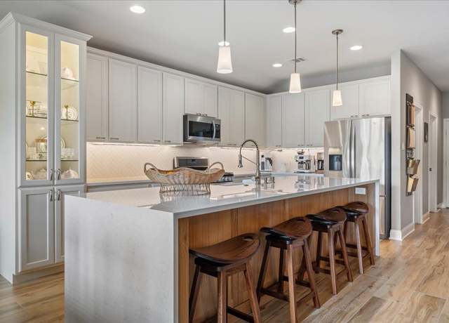 Property at 1909 Cactus Mound Dr, Leander, TX 78641, 3 beds, 2.5 baths