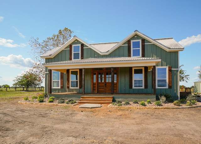 Property at 5688 Falke- Heinrich Rd, Schulenburg, TX 78956, 4 beds, 3.5 baths