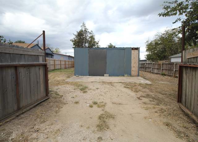 Property at 320 W Thiele St, Kyle, TX 78640