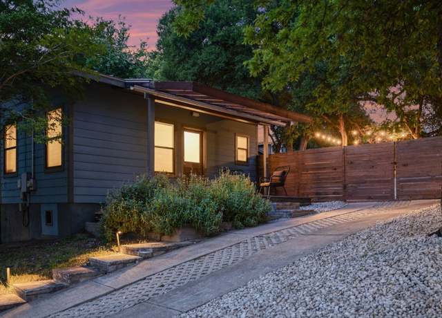Property at 1305 Deloney St, Austin, TX 78721, 1 bed, 1 bath