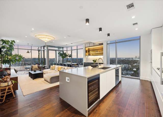 Property at 501 West Ave #2904, Austin, TX 78701, 3 beds, 3 baths
