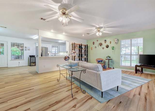 Property at 1401 Guess Dr, Salado, TX 76571, 3 beds, 2 baths