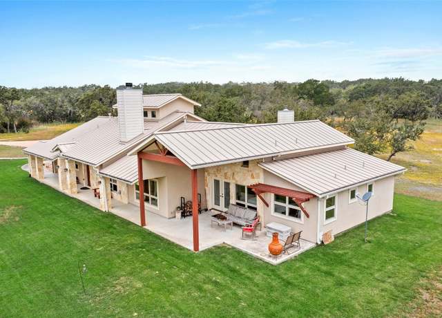 Property at 426 Preiss Ranch Rd, Blanco, TX 78606, 3 beds, 2 baths