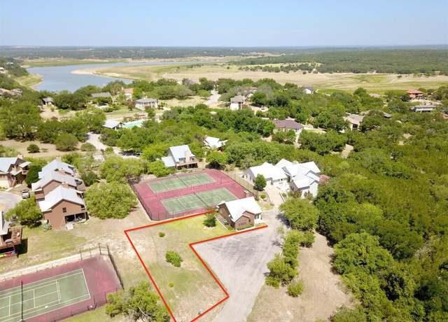 Property at 113 Courtside Way, Spicewood, TX 78669, 1 bed, 1.5 baths