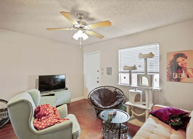 Property at 2408 Longview St #112, Austin, TX 78705, 2 beds, 1 bath