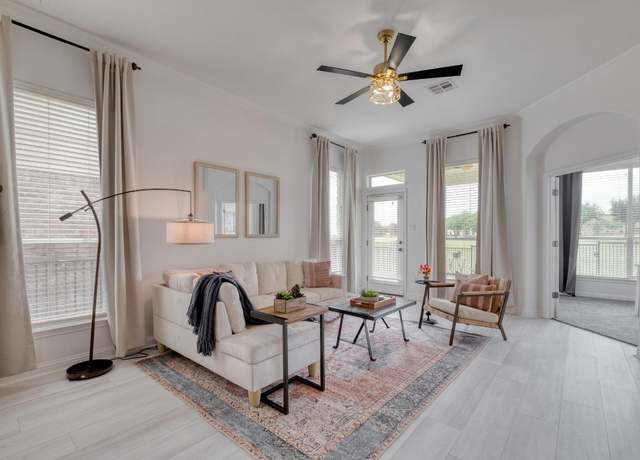 Property at 1633 Hidden Springs Path, Round Rock, TX 78665, 3 beds, 2 baths