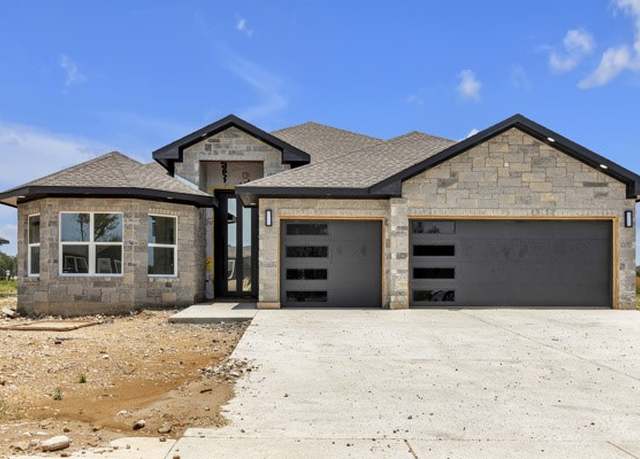 Property at 158 Lavanda Ln, Dale, TX 78616, 4 beds, 2.5 baths