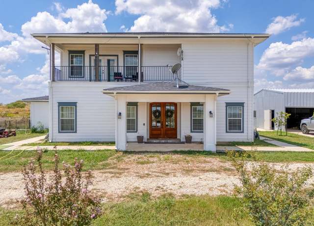 Property at 1601 County Road 466, Elgin, TX 78621, 4 beds, 5 baths